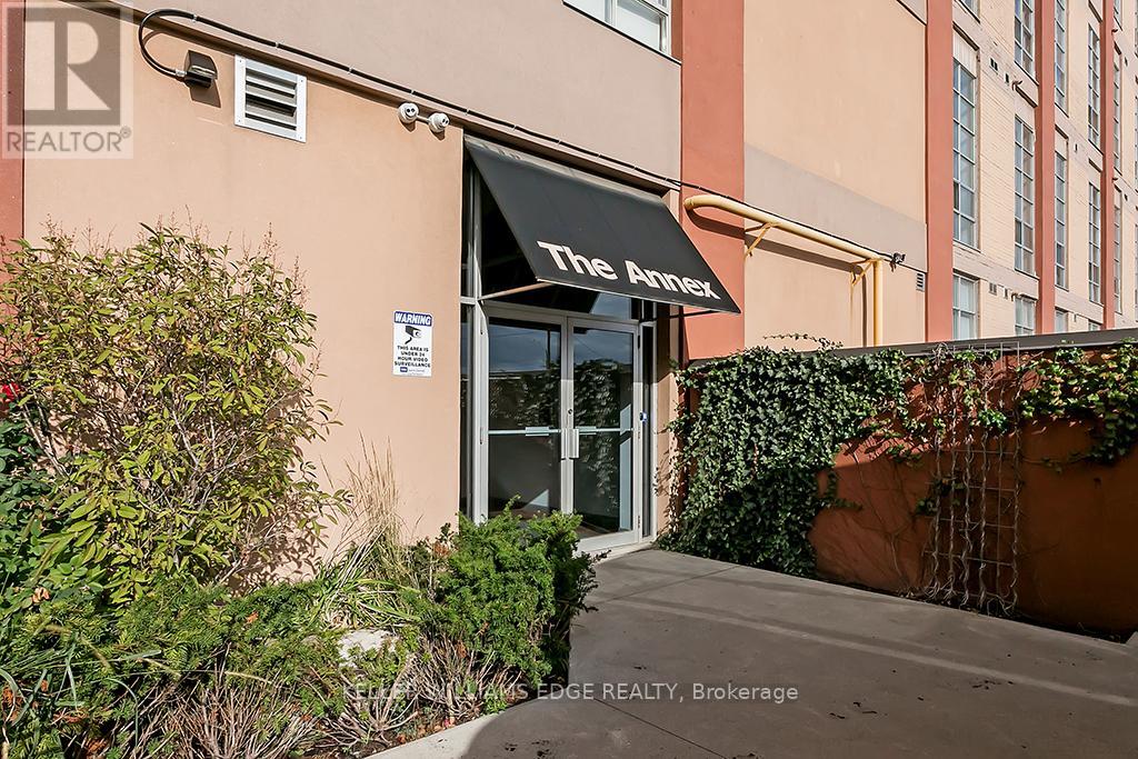 311 - 11 Rebecca Street, Hamilton, Ontario  L8R 3H7 - Photo 2 - X12739346