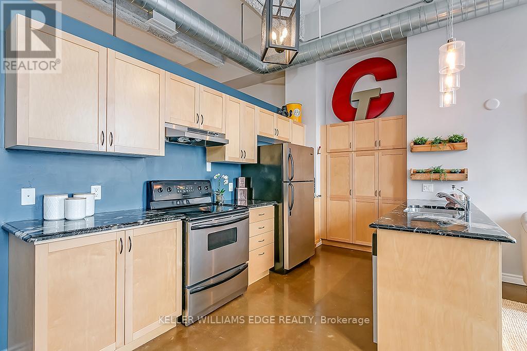 311 - 11 Rebecca Street, Hamilton, Ontario  L8R 3H7 - Photo 6 - X12739346