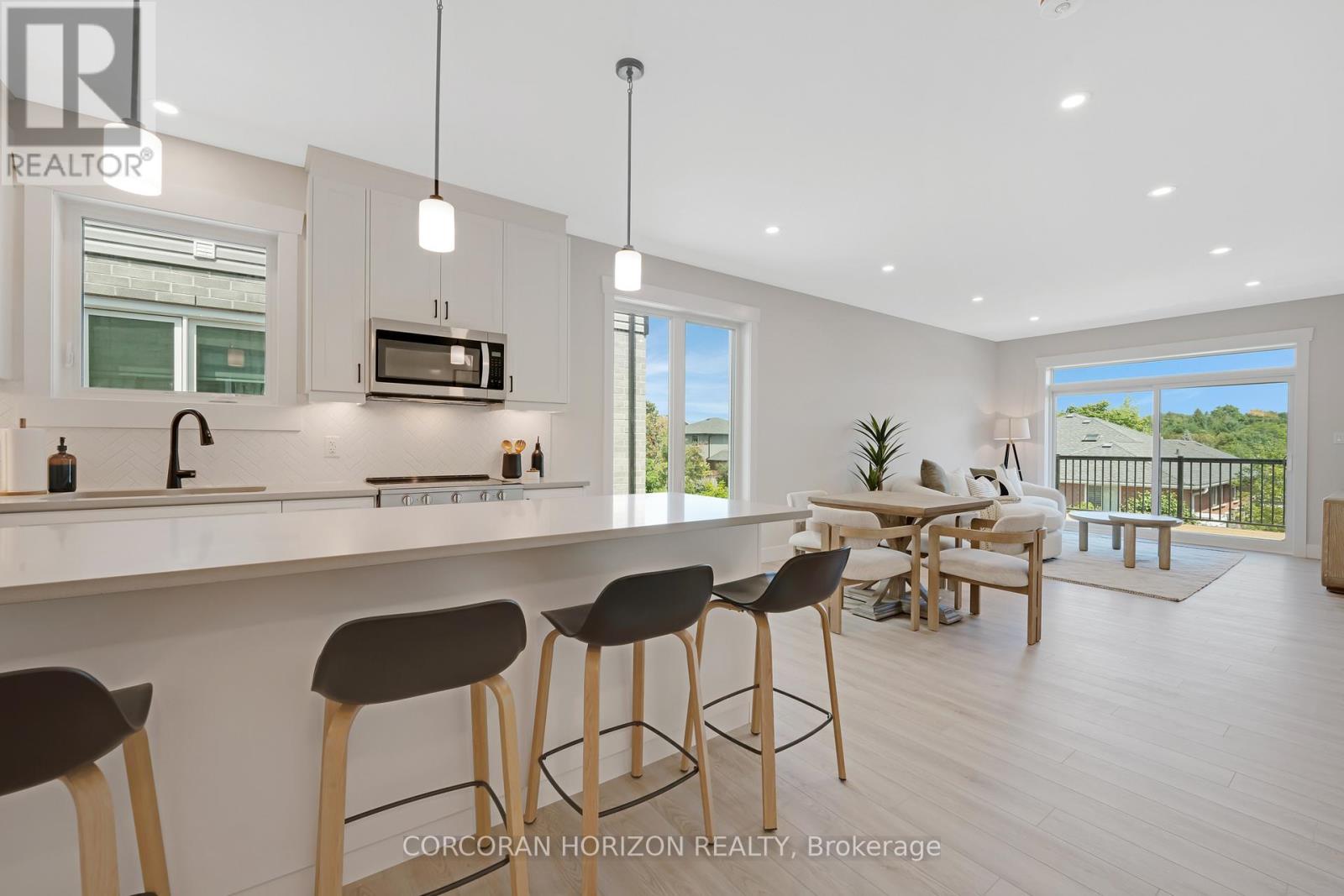 52 Moon Crescent, Cambridge, Ontario  N1S 5A7 - Photo 12 - X12739388