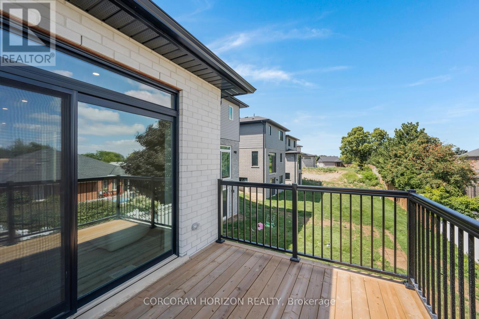 52 Moon Crescent, Cambridge, Ontario  N1S 5A7 - Photo 26 - X12739388