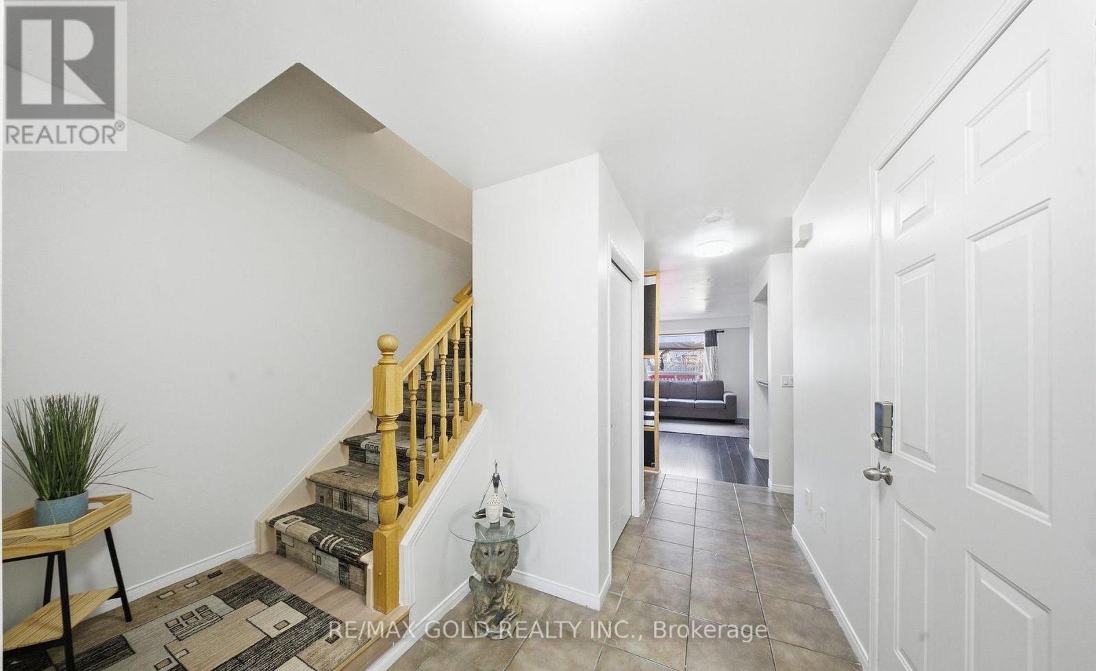 36 Lardner Street, Cambridge, Ontario  N3C 4K6 - Photo 9 - X12739414