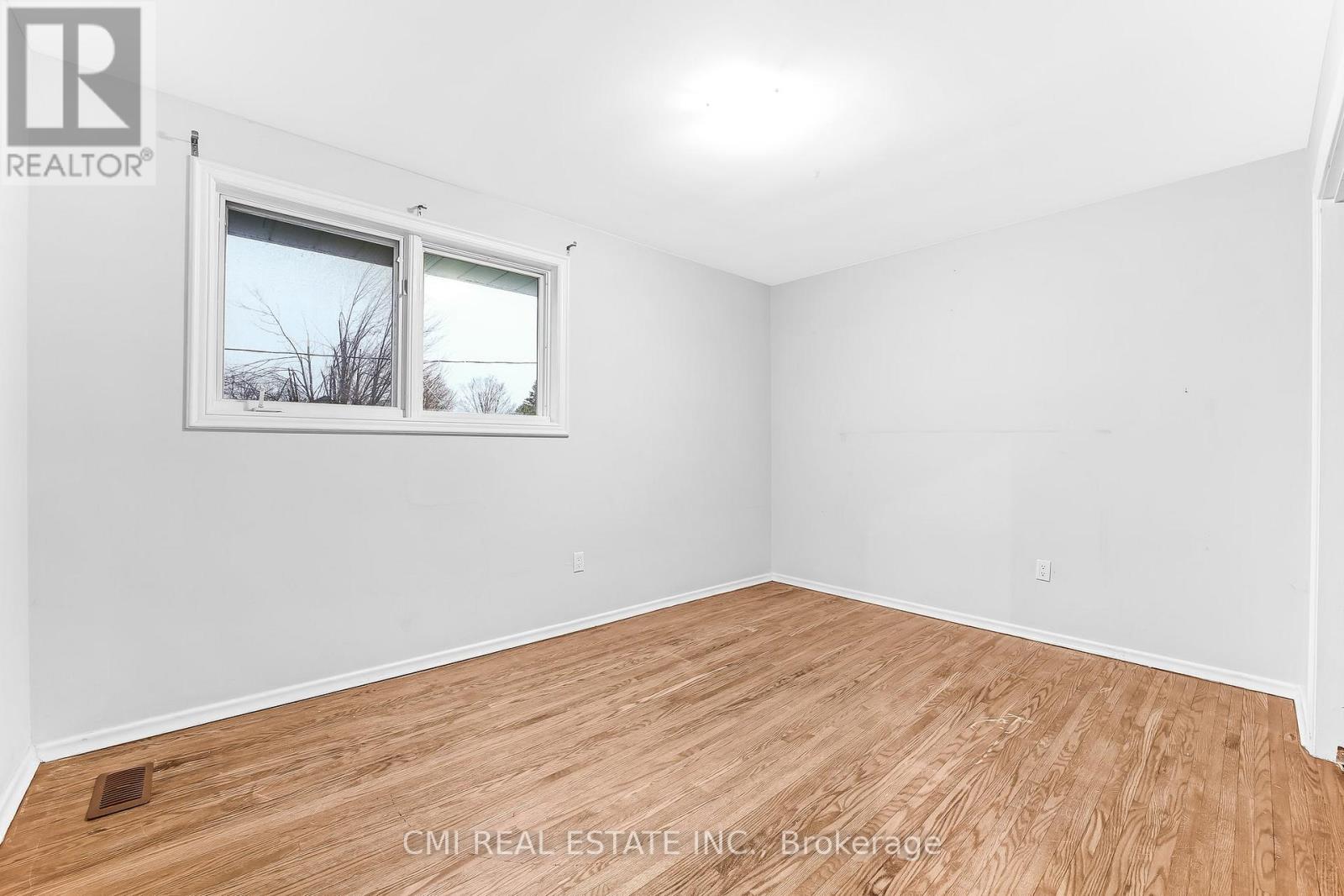 96 Elgin Street, Kawartha Lakes, Ontario  K9V 3W7 - Photo 20 - X12739480