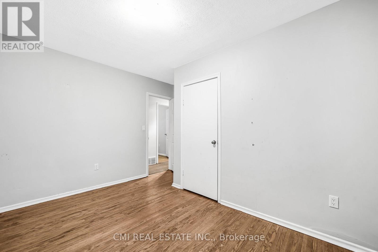 96 Elgin Street, Kawartha Lakes, Ontario  K9V 3W7 - Photo 25 - X12739480