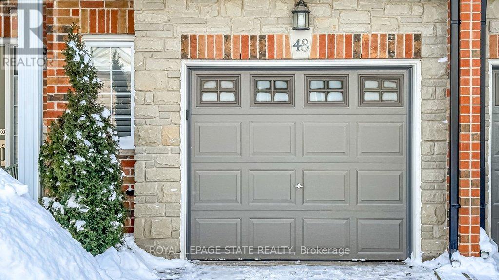 48 - 60 Cloverleaf Drive, Hamilton, Ontario  L9K 1S8 - Photo 2 - X12739516