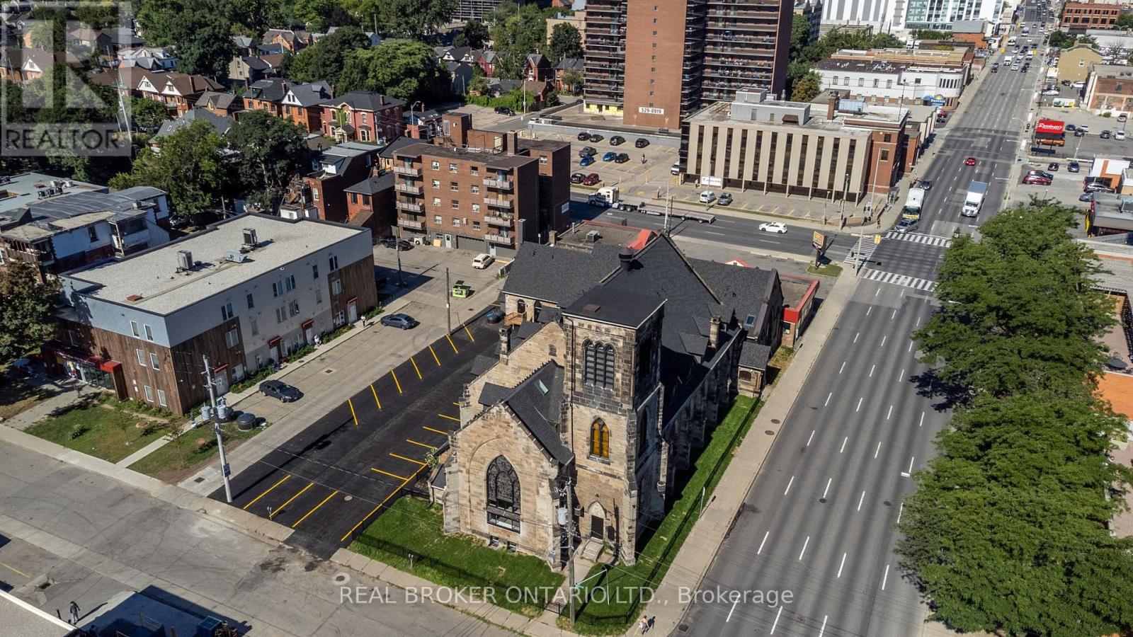 16 West Avenue S, Hamilton, Ontario  L8N 2S1 - Photo 2 - X12739520