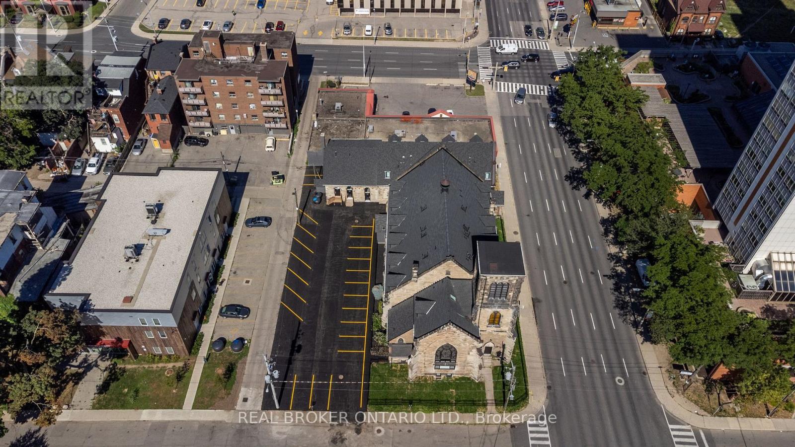 16 West Avenue S, Hamilton, Ontario  L8N 2S1 - Photo 3 - X12739520