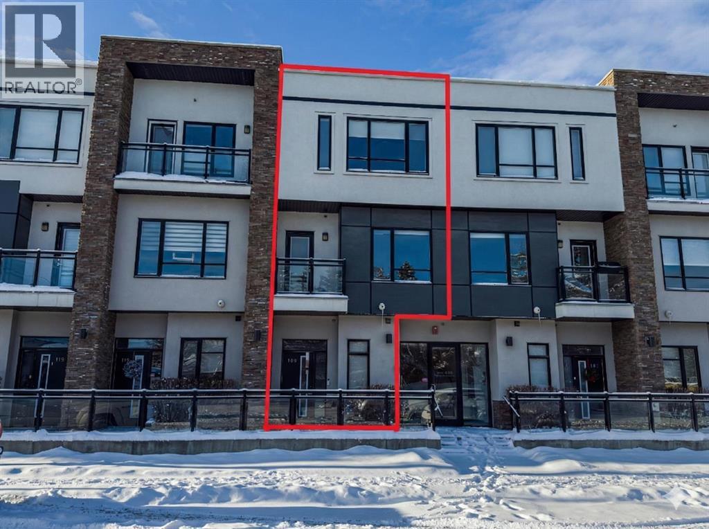 109, 15 Rosscarrock Gate SW, Calgary, Alberta