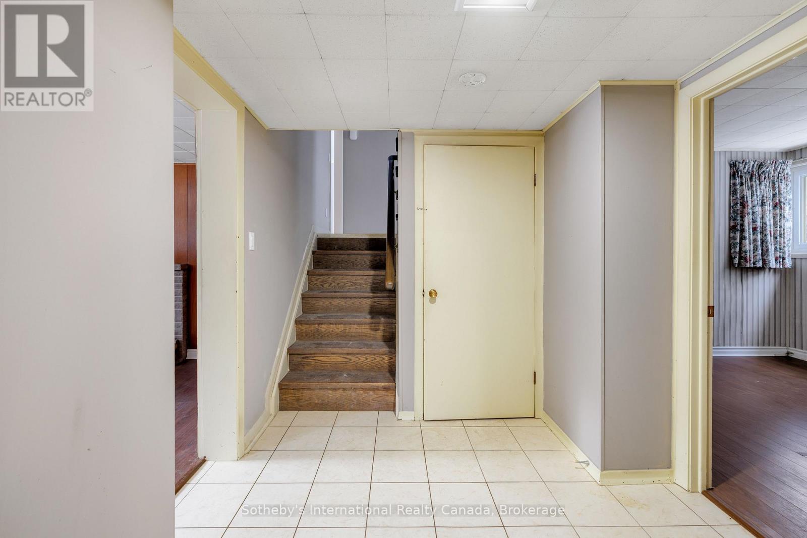 272 Pinehurst Drive, Oakville, Ontario  L6J 4X3 - Photo 16 - W12737010