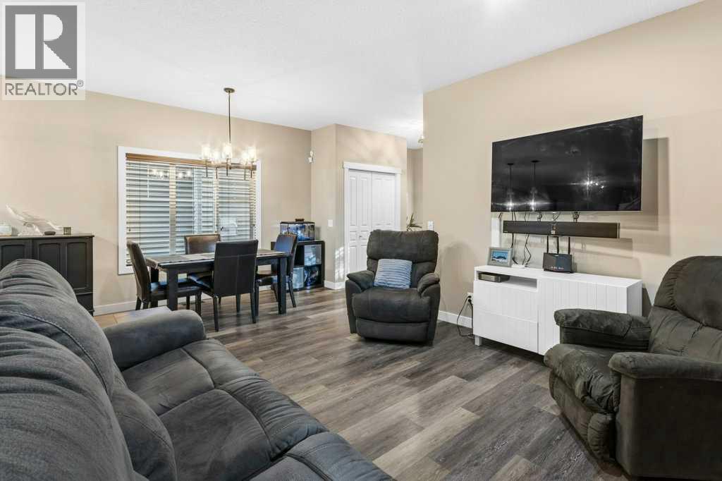 32 Royal Birch Park Nw, Calgary, Alberta  T3G 0B8 - Photo 6 - A2280645