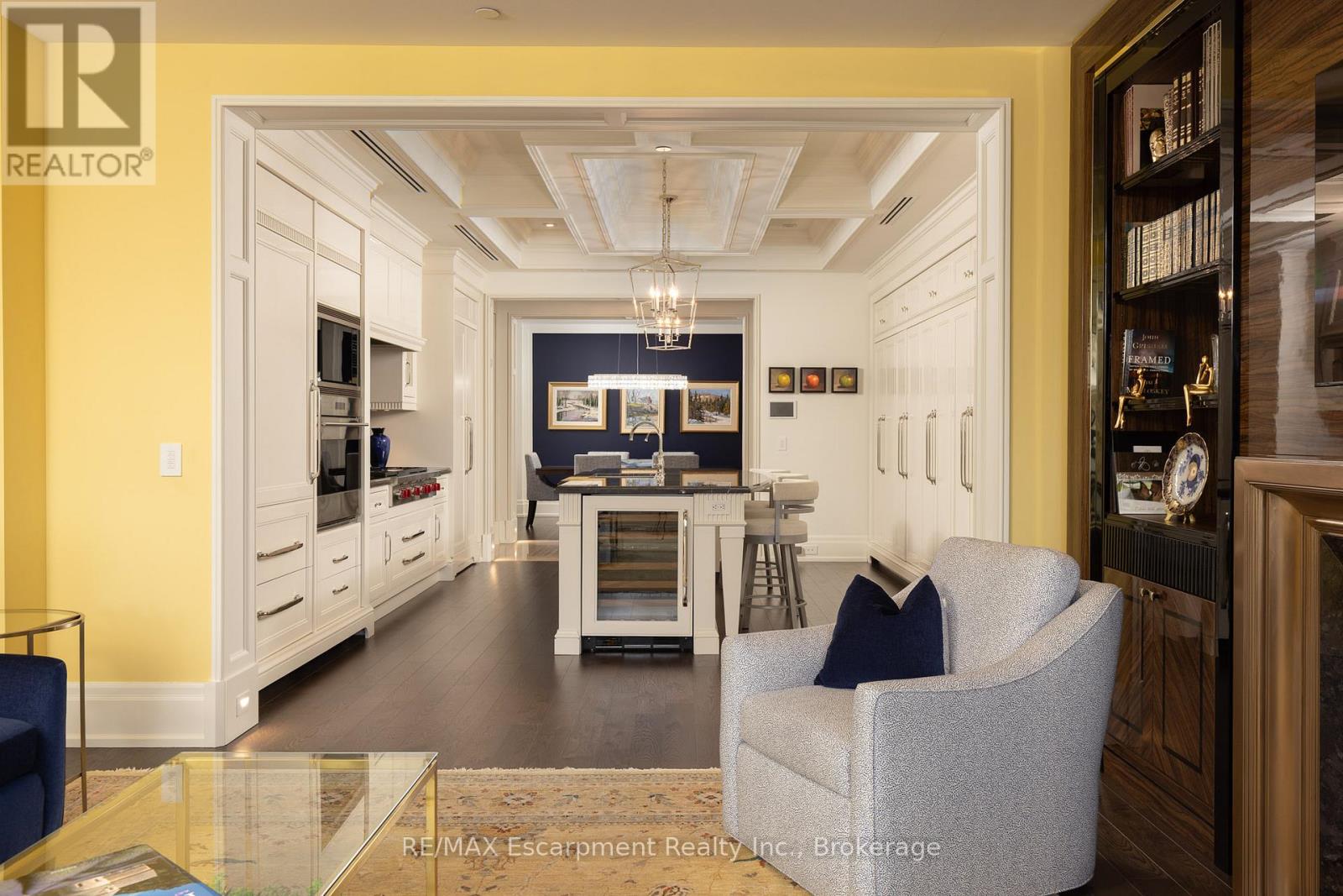 209 - 300 Randall Street, Oakville, Ontario  L6J 1R1 - Photo 12 - W12739526