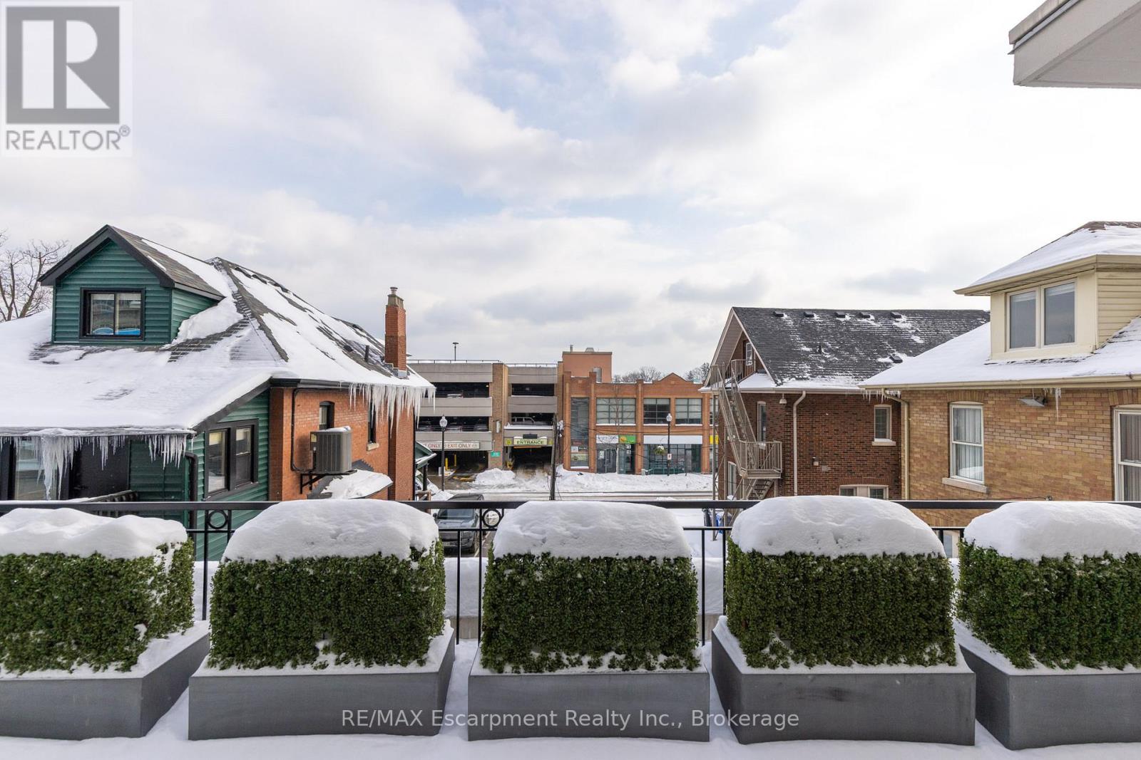 209 - 300 Randall Street, Oakville, Ontario  L6J 1R1 - Photo 24 - W12739526