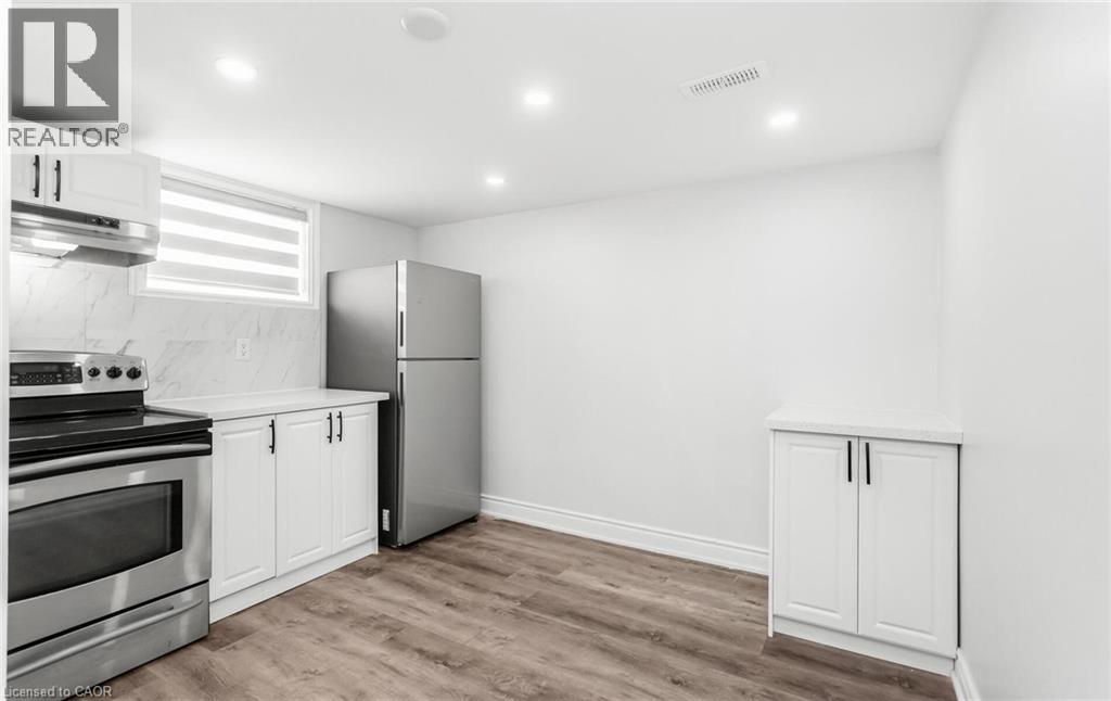 313 Ashbury Road Unit# Lower, Oakville, Ontario  L6K 2M2 - Photo 9 - 40801673