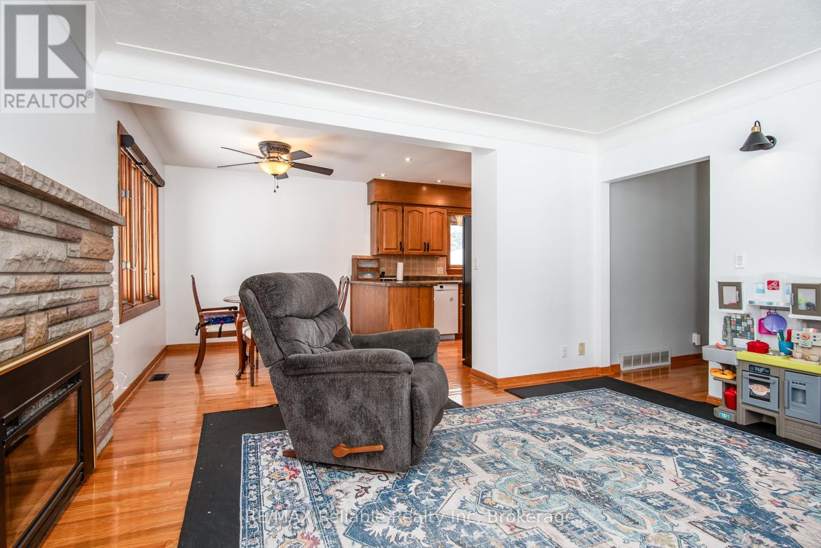 45 William Street, Huron East, Ontario N0K 1G0 - Photo 18 - X12739542