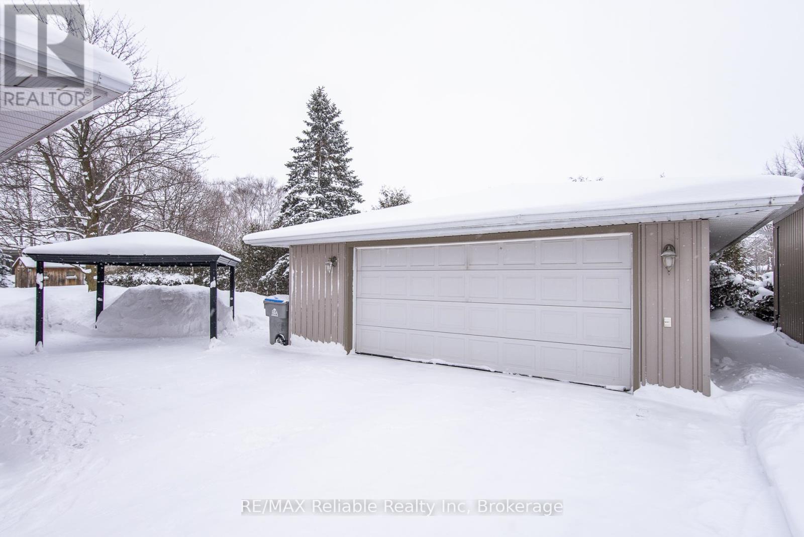 45 William Street, Huron East, Ontario N0K 1G0 - Photo 9 - X12739542