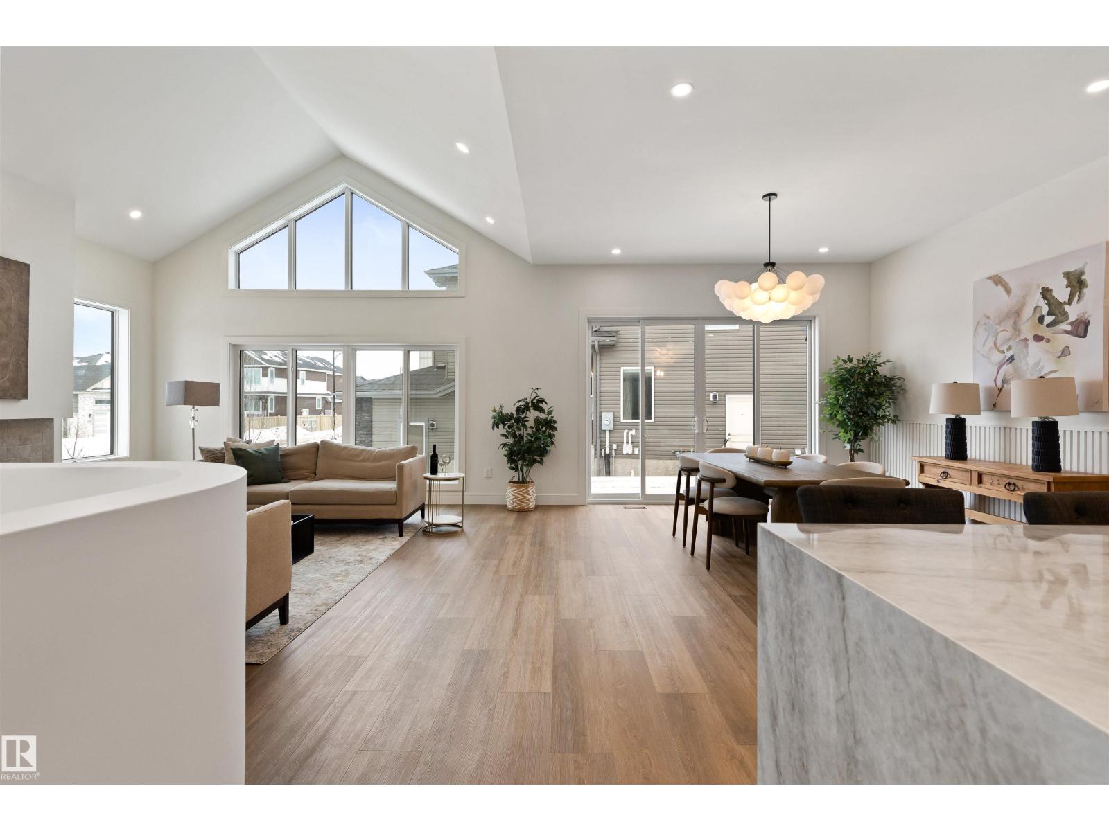 96 Edgefield Wy, St. Albert, Alberta  T8N 8A7 - Photo 6 - E4468275