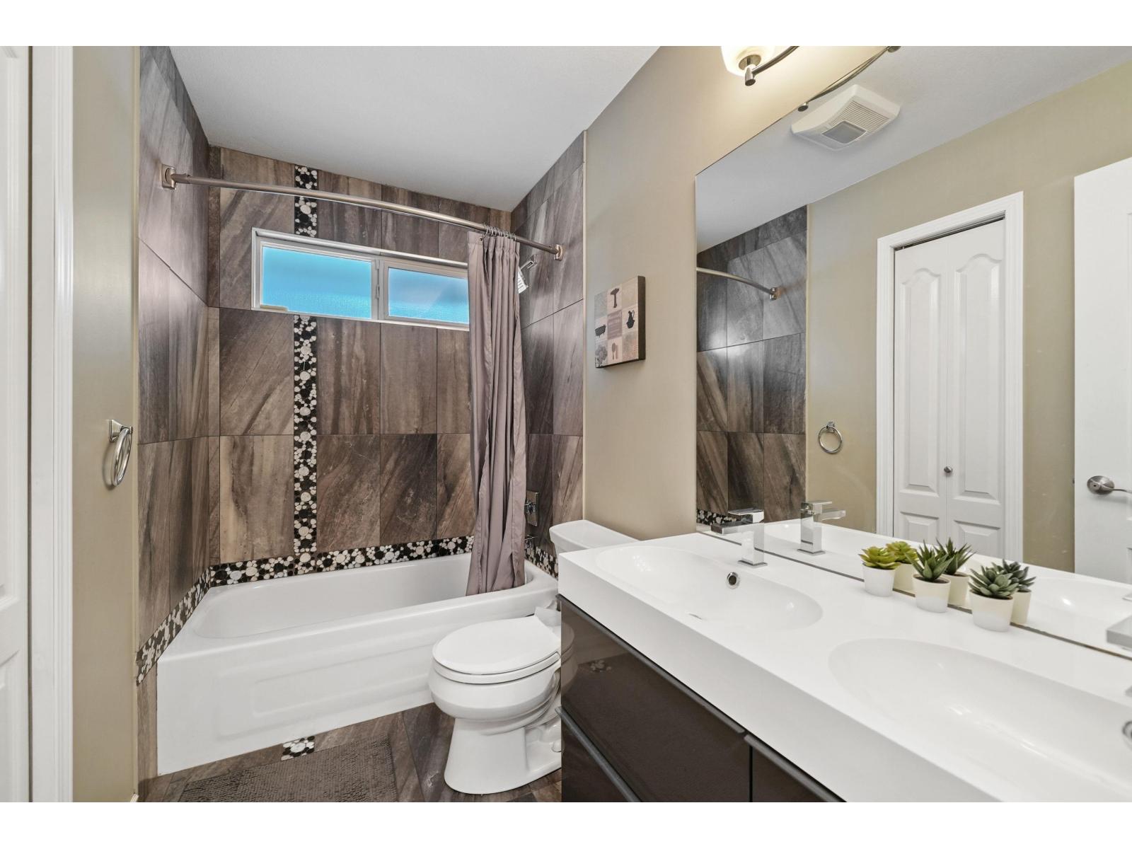 18810 65 Avenue, Surrey, British Columbia  V3S 8V1 - Photo 22 - R3083804