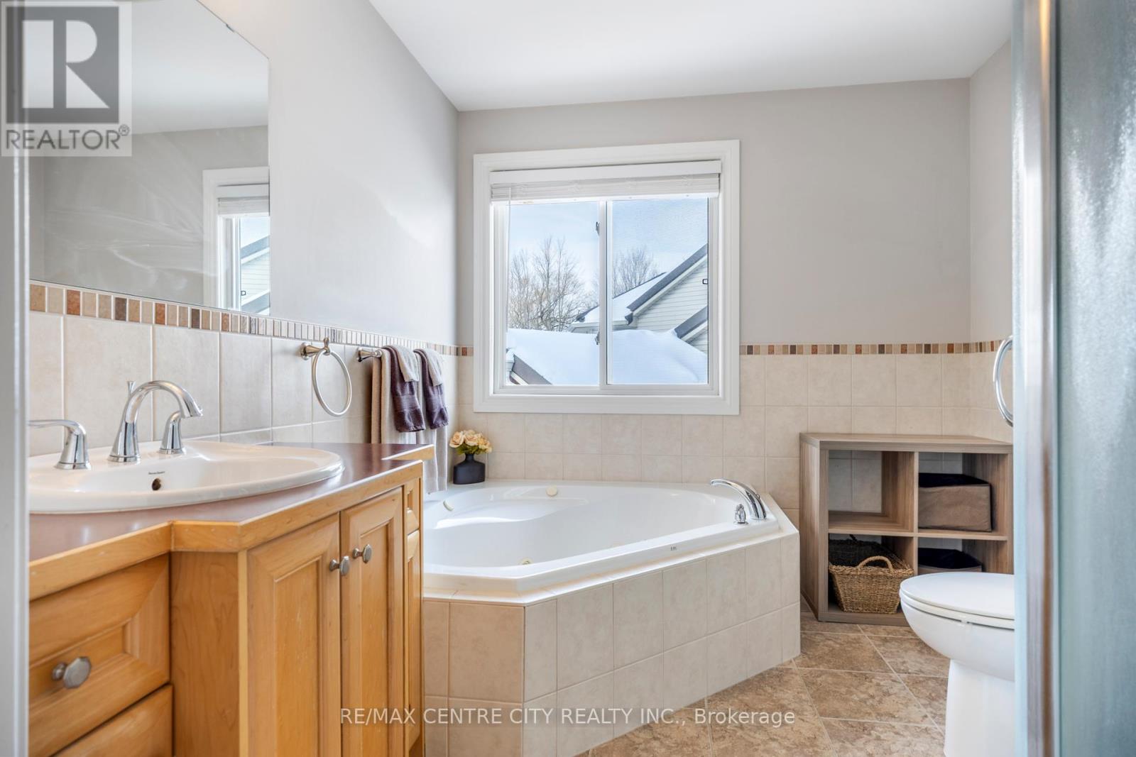 12 Prespa Court, St. Thomas, Ontario  N5R 0A8 - Photo 24 - X12739534