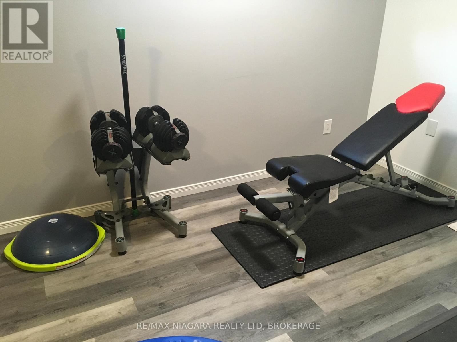 Lower - 7701 Cortina Crescent, Niagara Falls, Ontario  L2H 3B4 - Photo 12 - X12419032