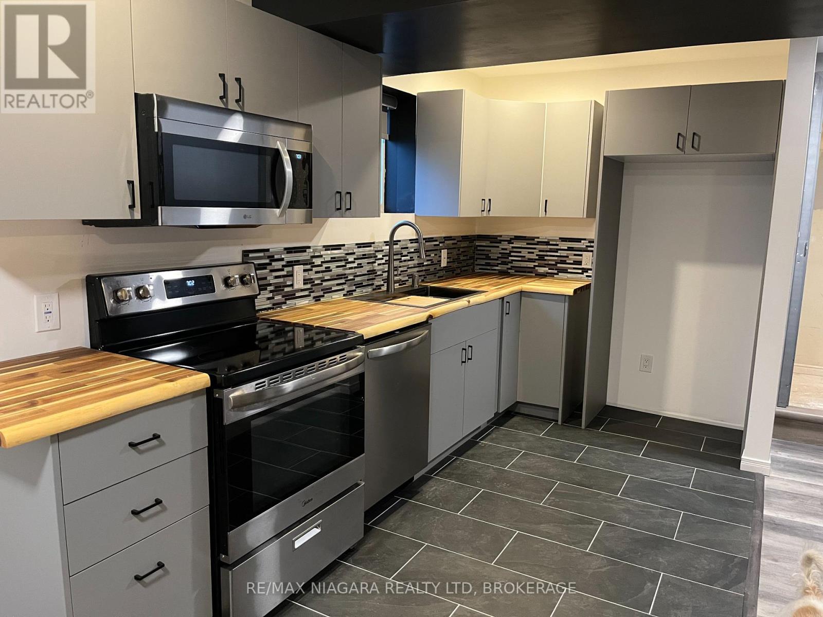 Lower - 7701 Cortina Crescent, Niagara Falls, Ontario  L2H 3B4 - Photo 5 - X12419032