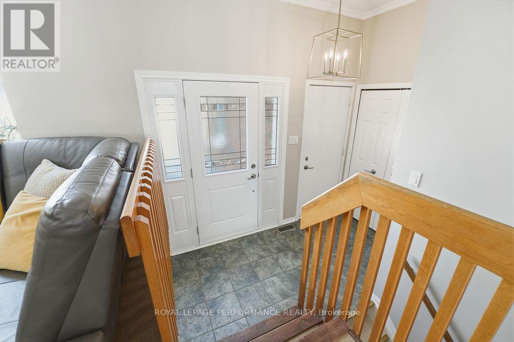 333 Bonavista Street, Clarence-Rockland, Ontario  K4K 1N7 - Photo 4 - X12739590