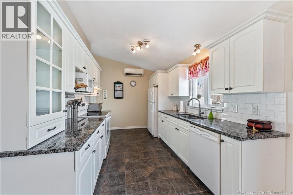 73 Shannon Drive, Moncton, New Brunswick  E1G 4X6 - Photo 8 - NB132808