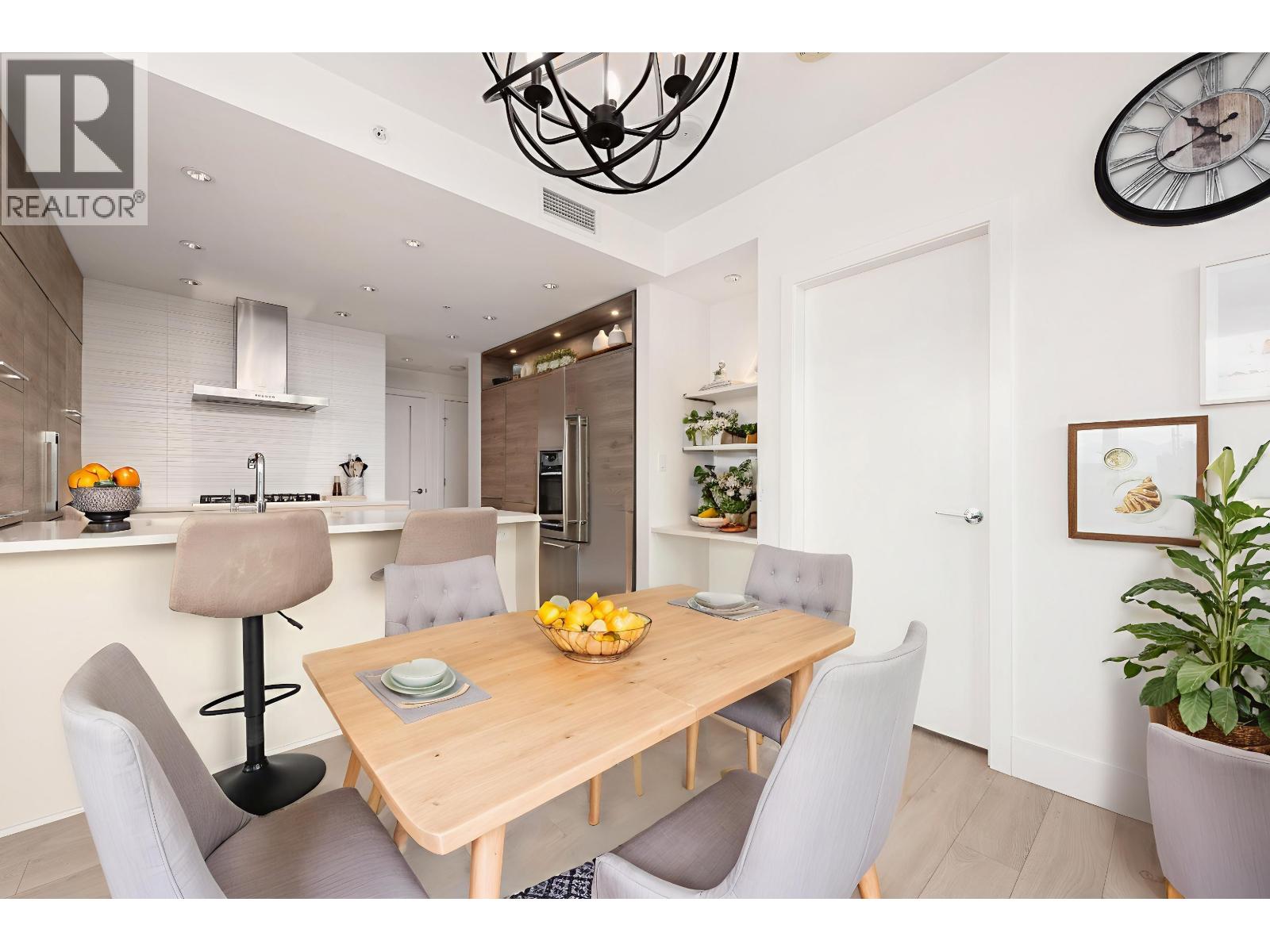 1110 7358 EDMONDS STREET, Burnaby, British Columbia