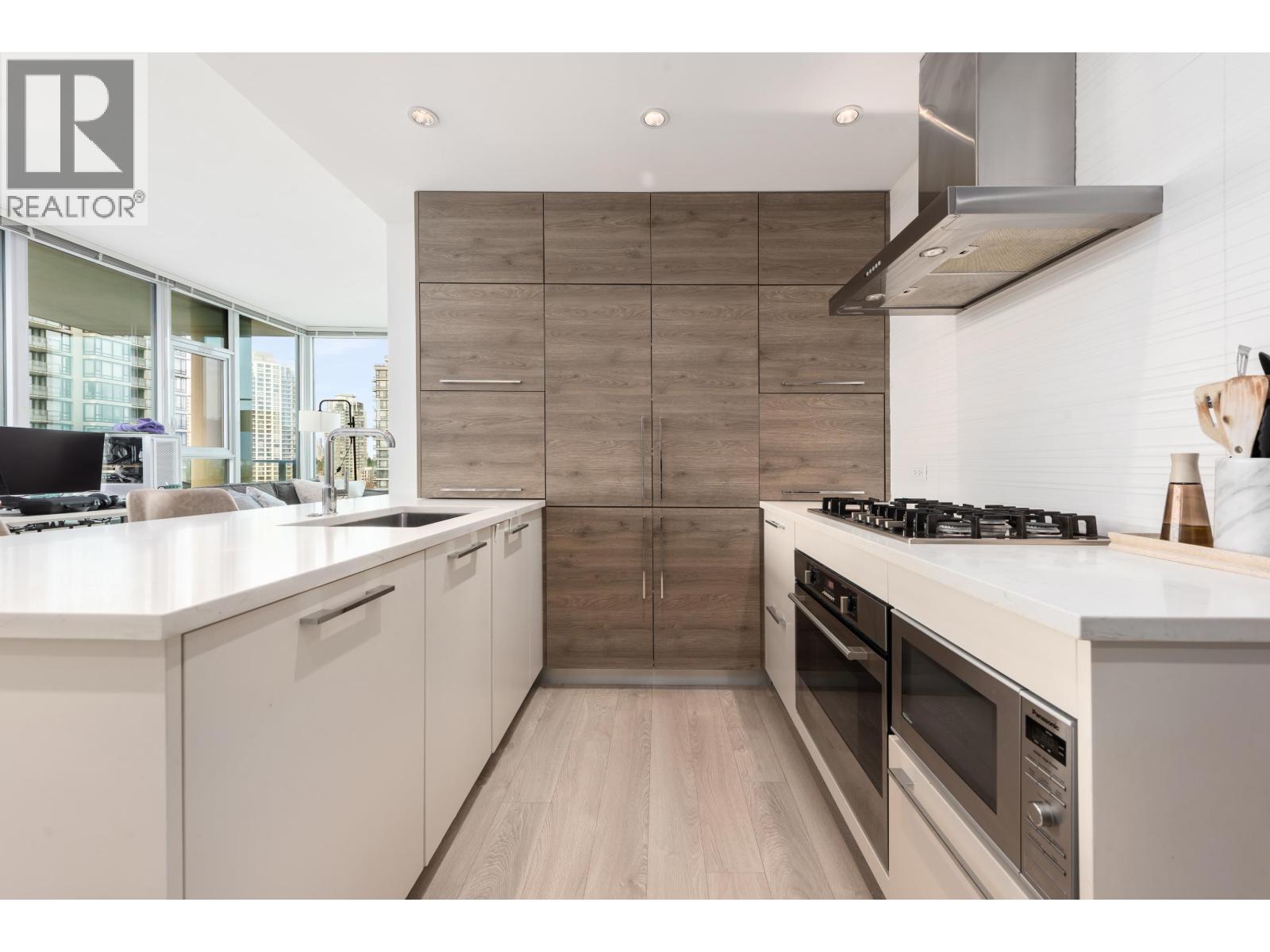 1110 7358 Edmonds Street, Burnaby, British Columbia  V3N 0H1 - Photo 5 - R3084519