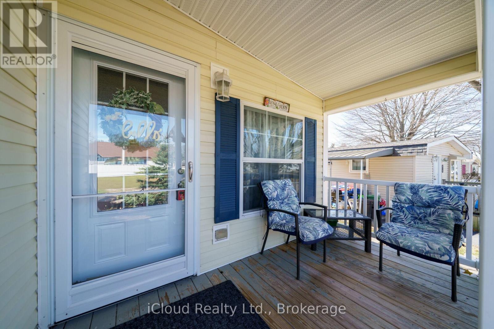 23 Macpherson Crescent, Hamilton, Ontario  N0B 2J0 - Photo 3 - X12056945