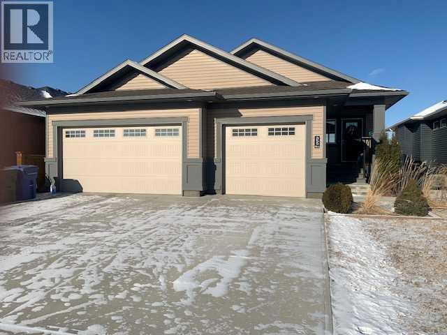 355 Skeena Crescent W, Lethbridge, Alberta