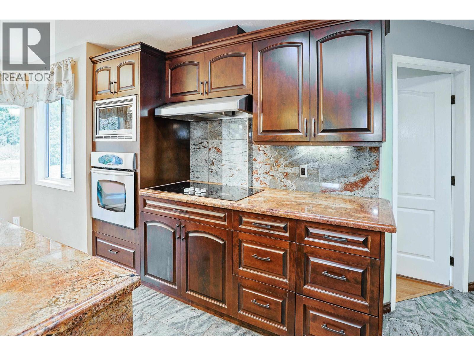 26245 124 Avenue, Maple Ridge, British Columbia  V2W 1C4 - Photo 12 - R3084546