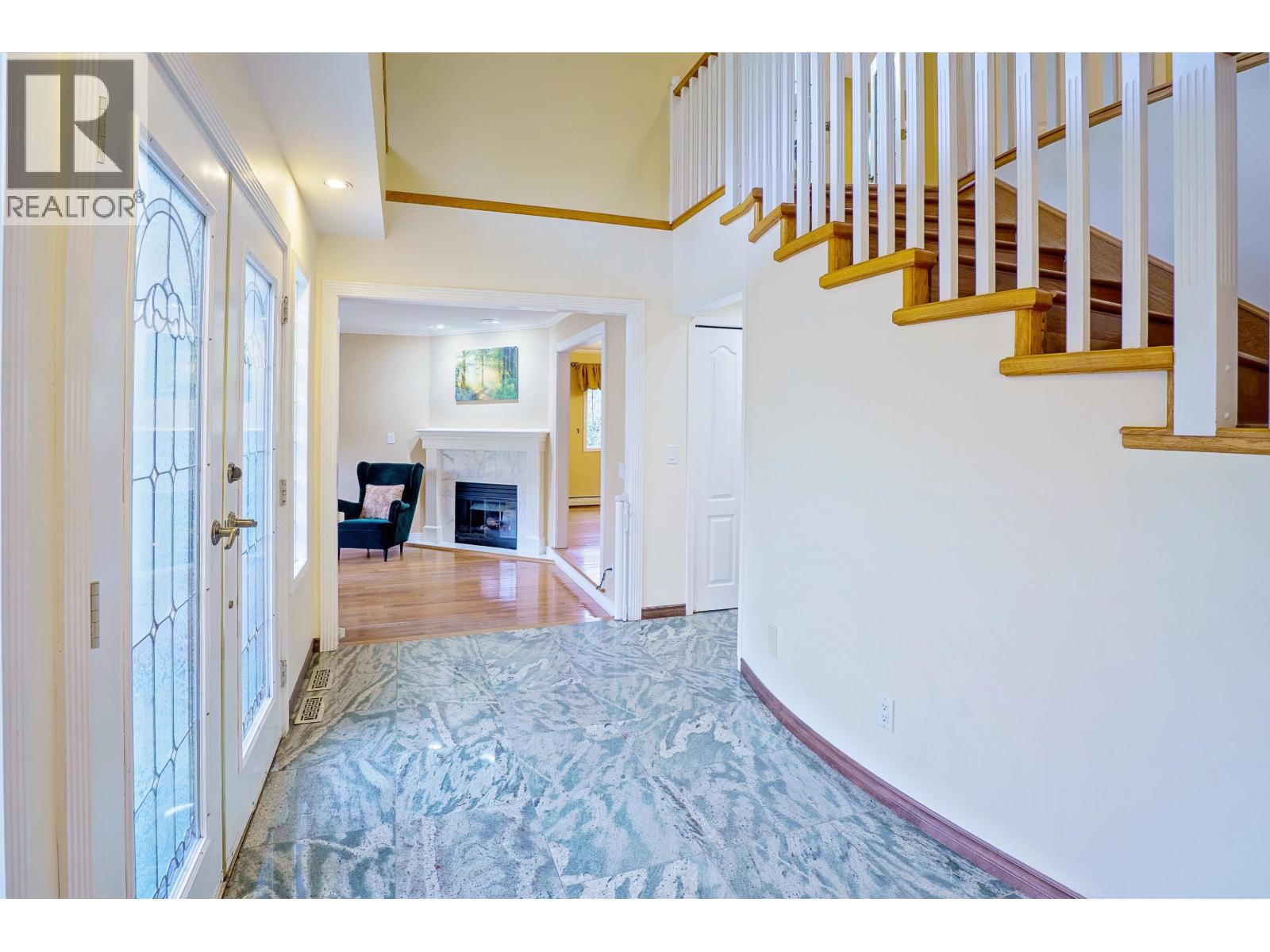 26245 124 Avenue, Maple Ridge, British Columbia  V2W 1C4 - Photo 4 - R3084546