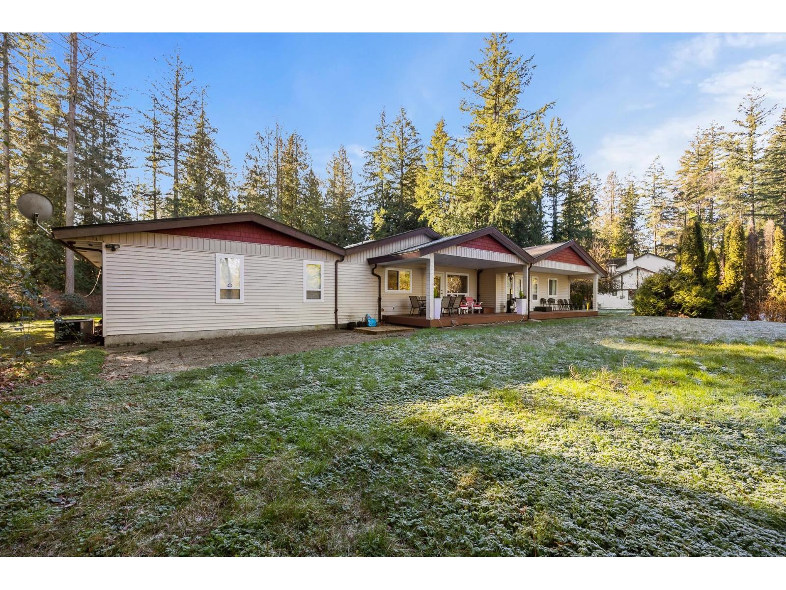 17355 24 Avenue, Surrey, British Columbia  V3Z 0A3 - Photo 6 - C8075638