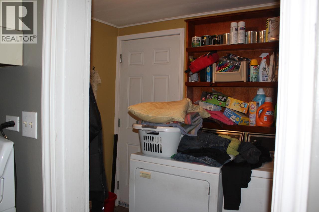 102 1st Avenue, Nakusp, British Columbia V0G 1R0 - Photo 9 - 2474550