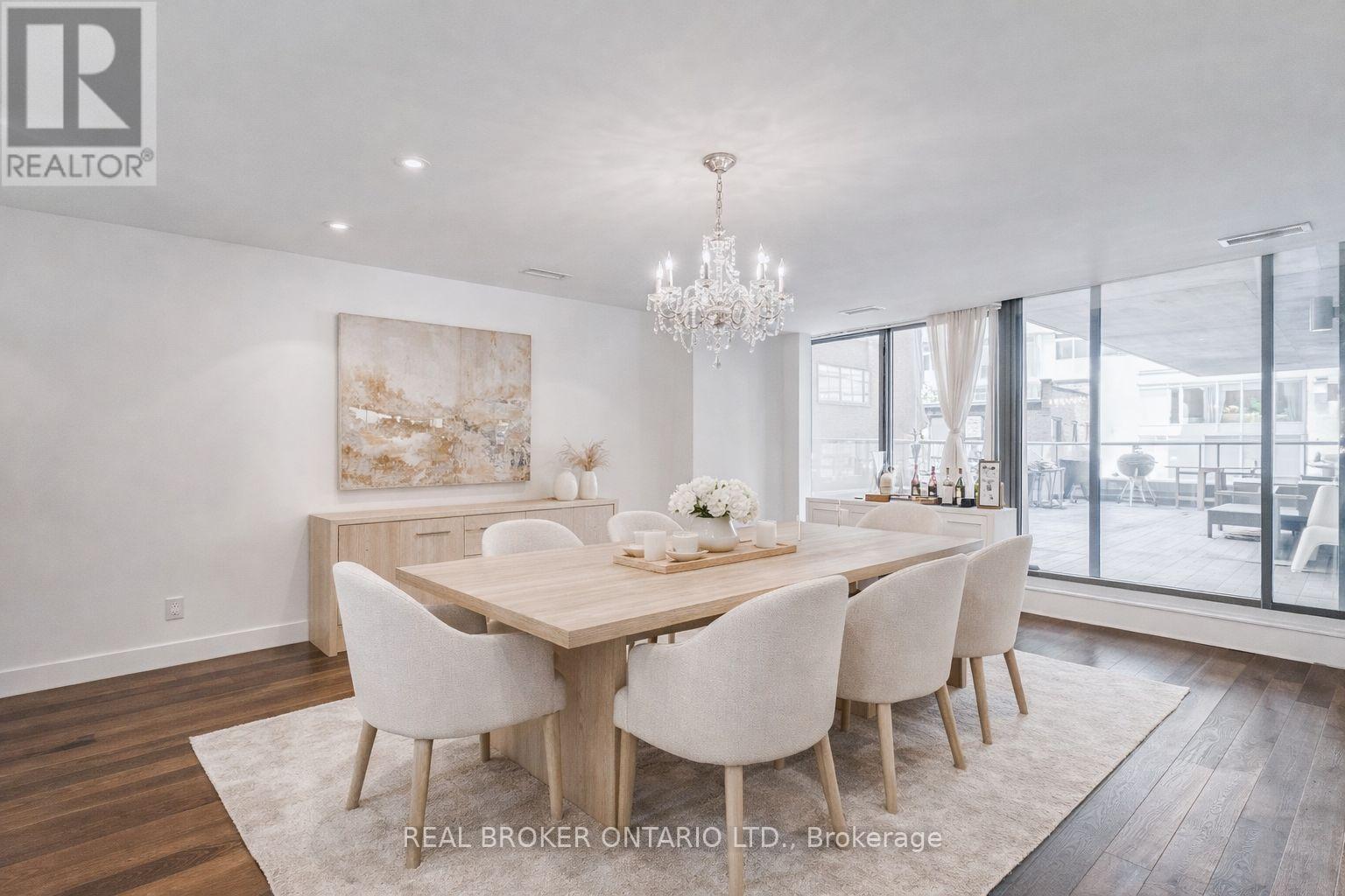 201 - 500 Wellington Street W, Toronto, Ontario  M5V 1E3 - Photo 3 - C12739552