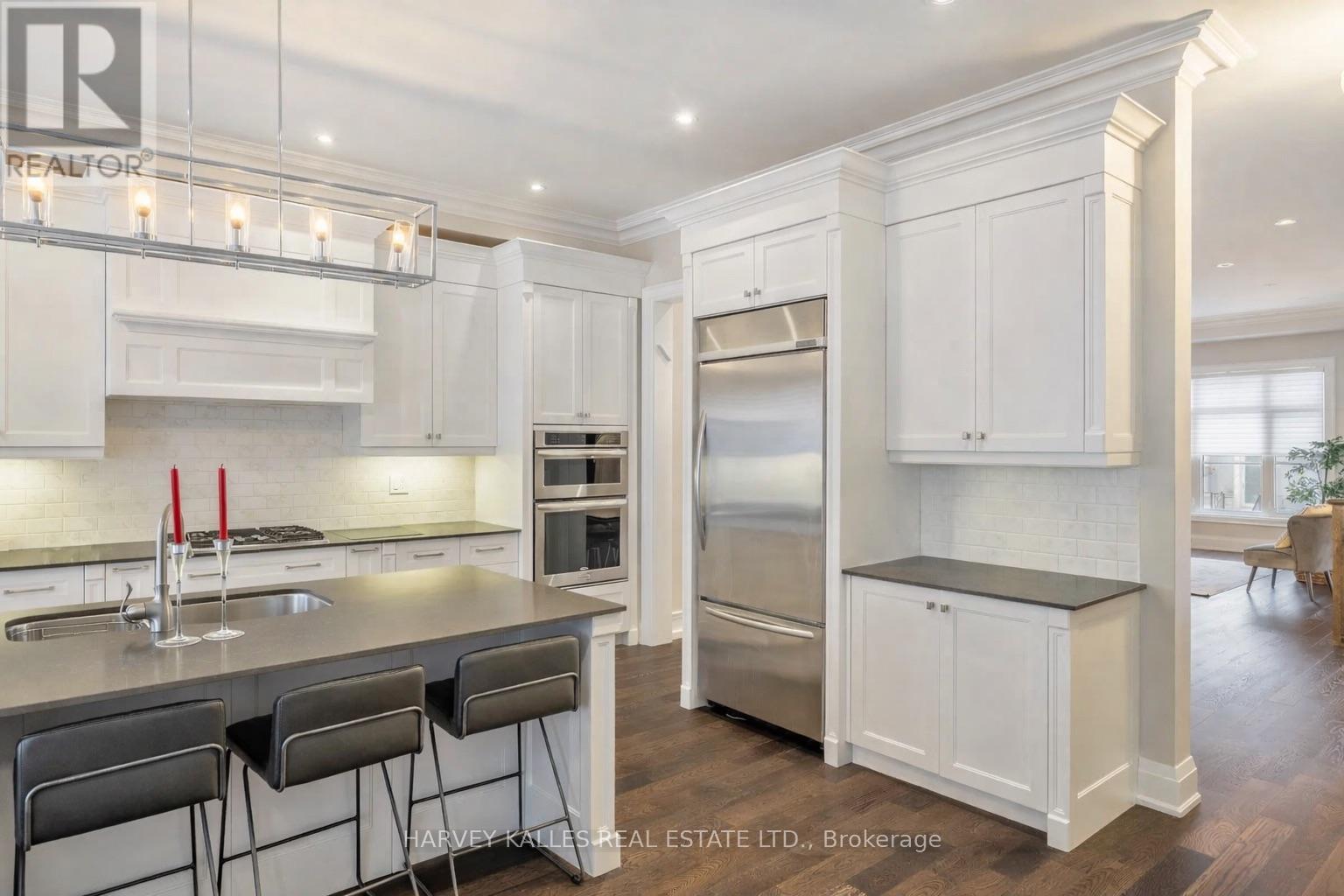 575 Fairlawn Avenue, Toronto, Ontario  M5M 1V7 - Photo 12 - C12739580