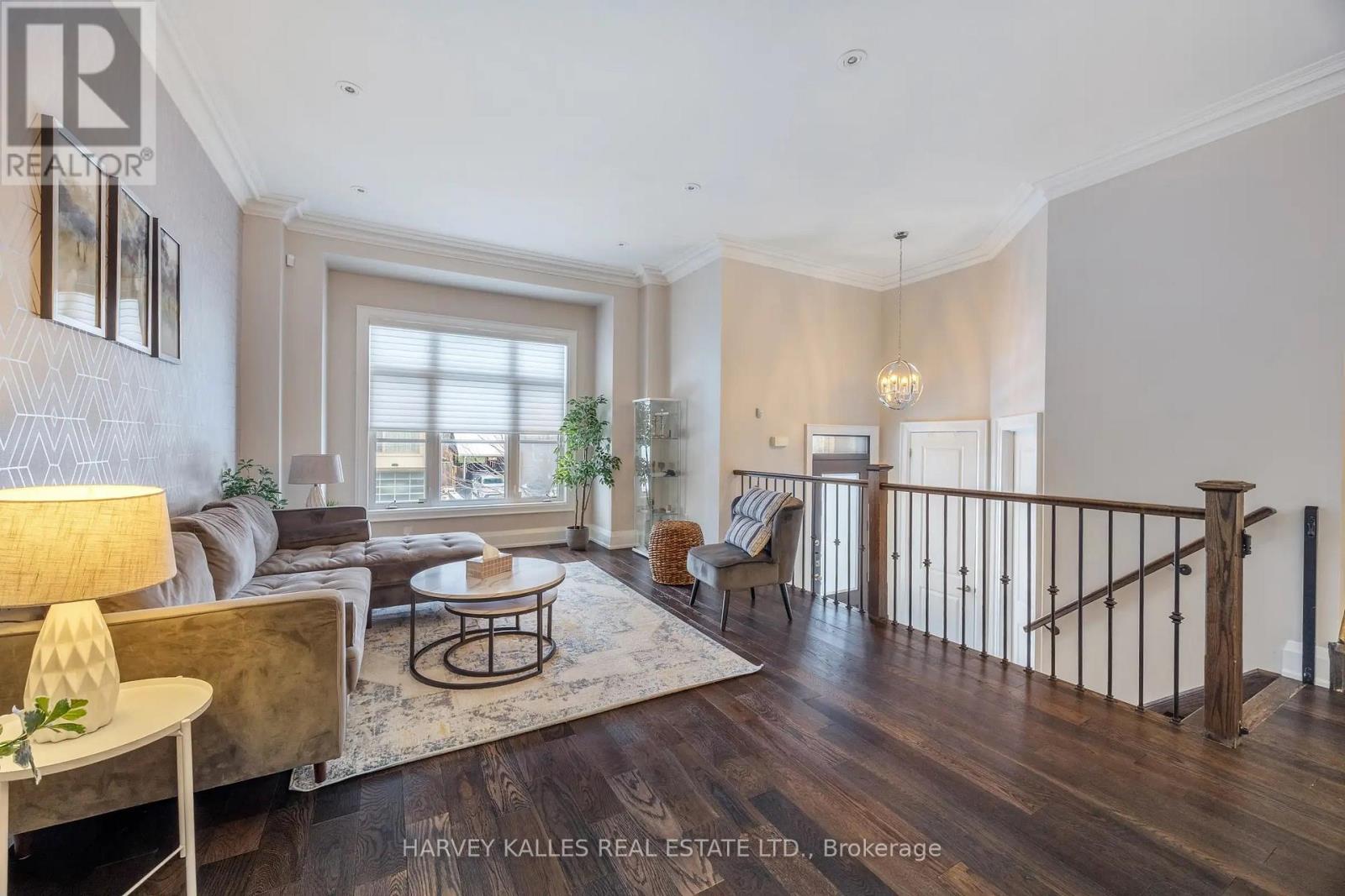 575 Fairlawn Avenue, Toronto, Ontario  M5M 1V7 - Photo 7 - C12739580