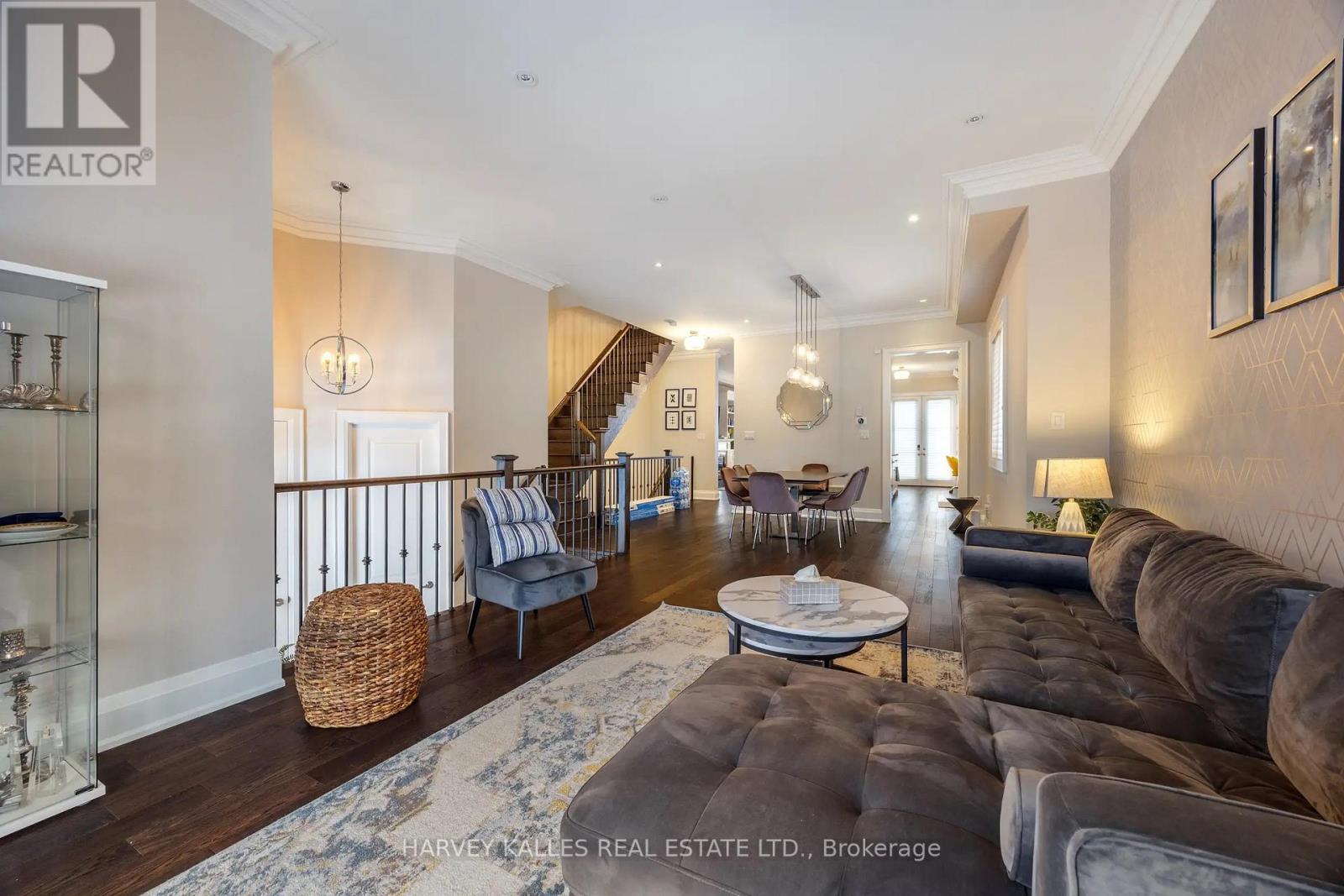 575 Fairlawn Avenue, Toronto, Ontario  M5M 1V7 - Photo 8 - C12739580