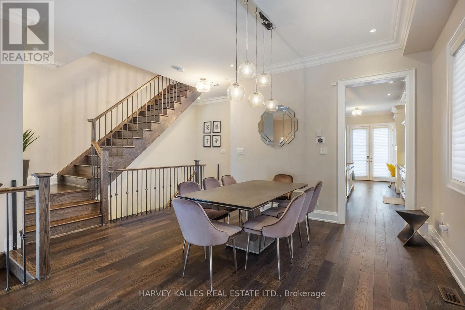 575 Fairlawn Avenue, Toronto, Ontario  M5M 1V7 - Photo 9 - C12739580