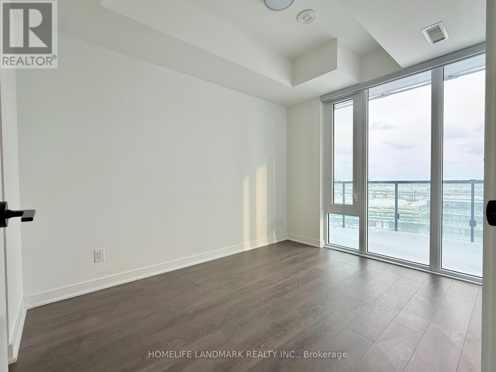 N1109 - 35 Rolling Mills Road, Toronto, Ontario  M5A 0V6 - Photo 3 - C12739606