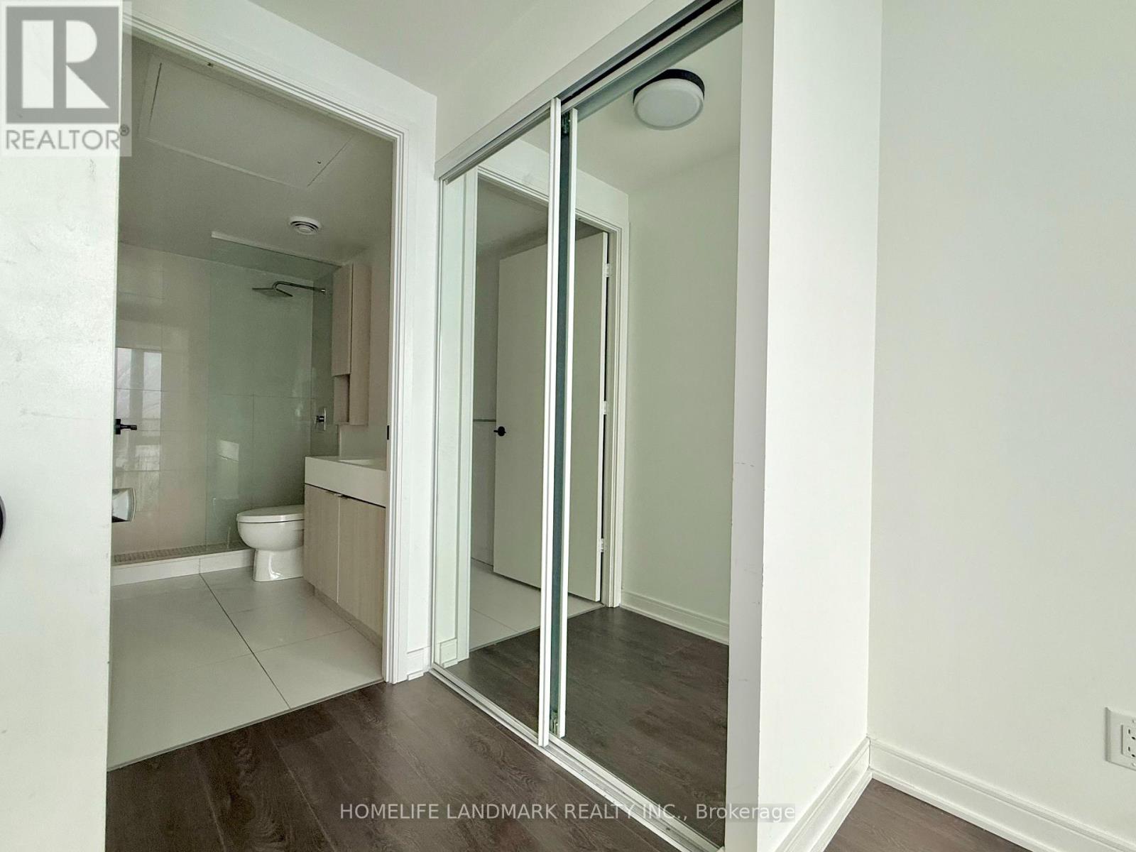 N1109 - 35 Rolling Mills Road, Toronto, Ontario  M5A 0V6 - Photo 4 - C12739606