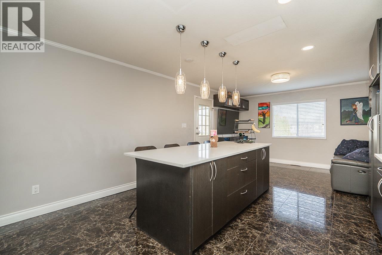 619 Swanson Place, Port Coquitlam, British Columbia  V3B 7M2 - Photo 11 - R3084024