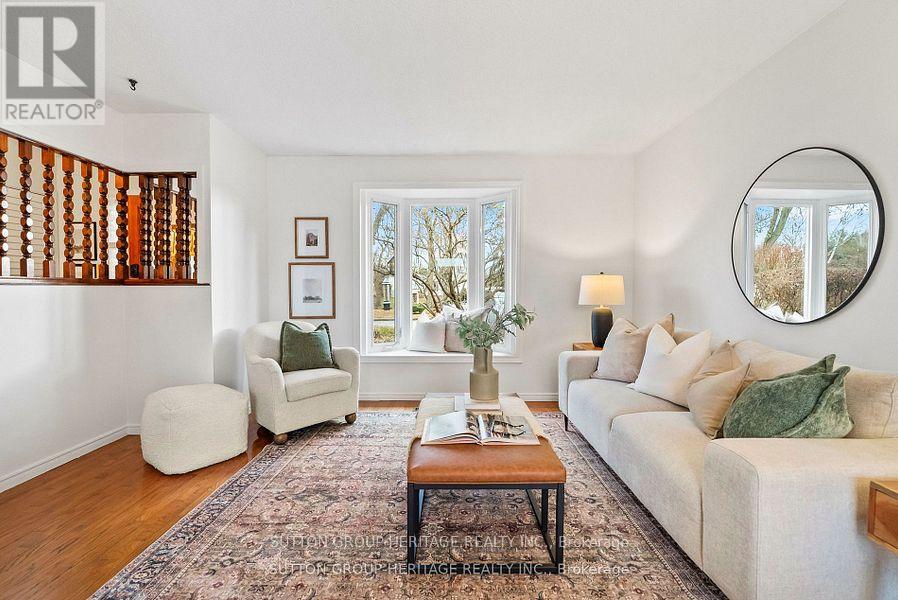 998 Cardinal Court, Oshawa, Ontario  L1G 6Y4 - Photo 3 - E12739560