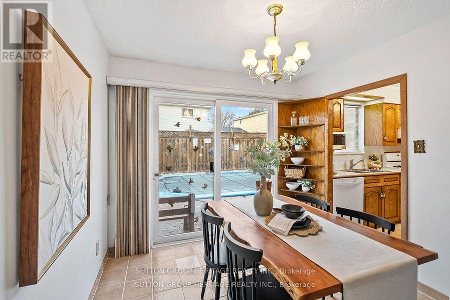 998 Cardinal Court, Oshawa, Ontario  L1G 6Y4 - Photo 5 - E12739560