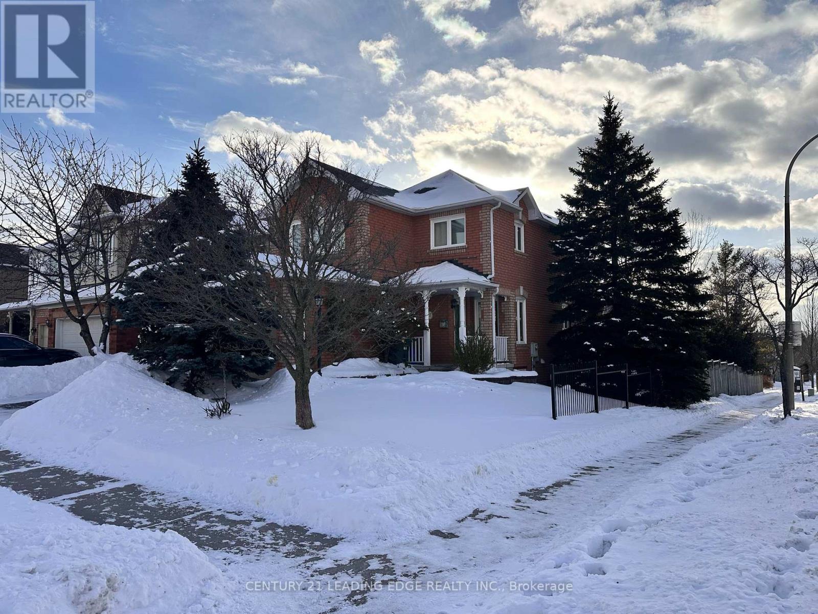 Main - 2 Vintage Drive, Whitby, Ontario  L1R 2M7 - Photo 2 - E12739566