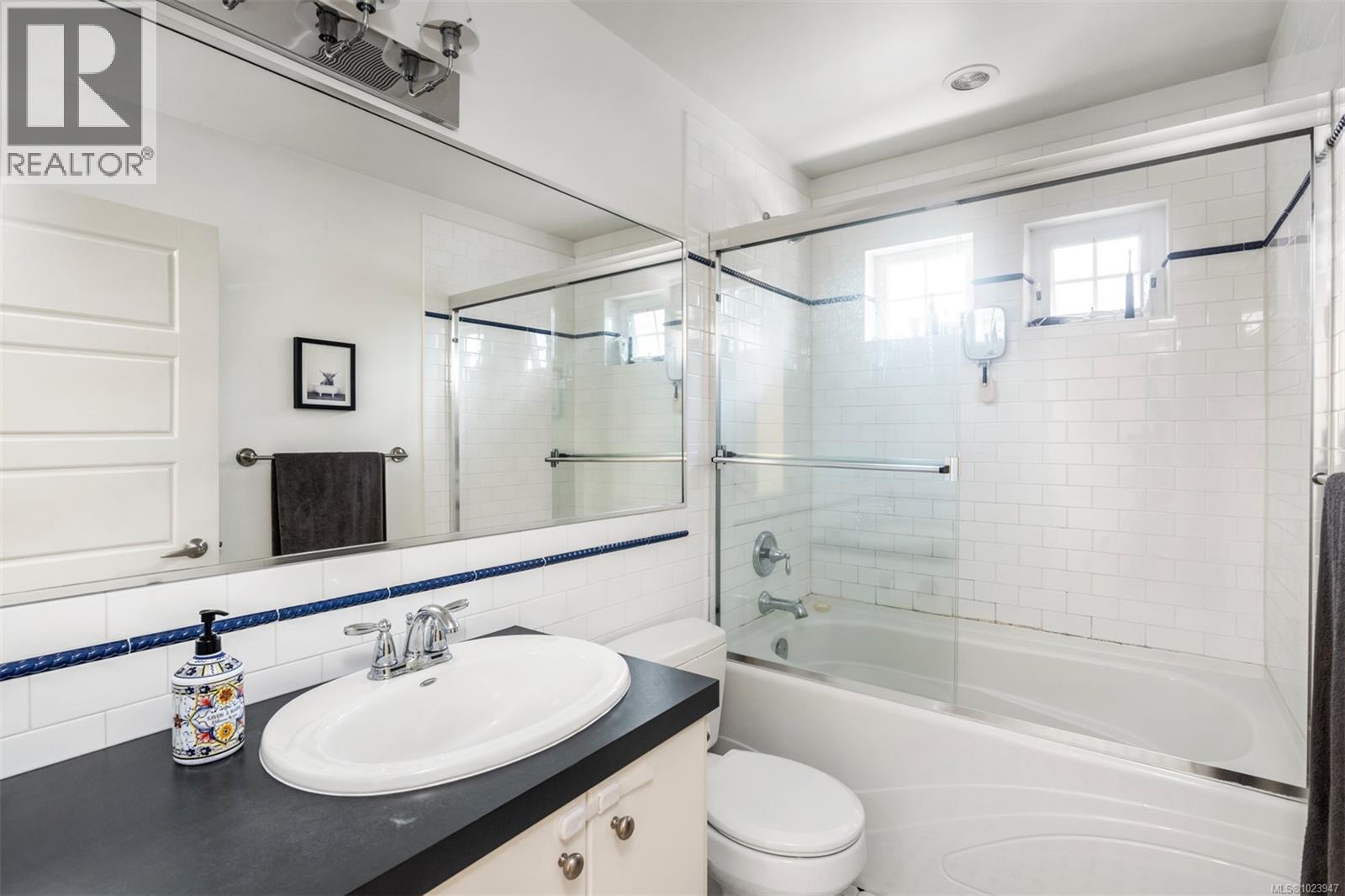 590 Simcoe St, Victoria, British Columbia  V8V 1L8 - Photo 13 - 1023947