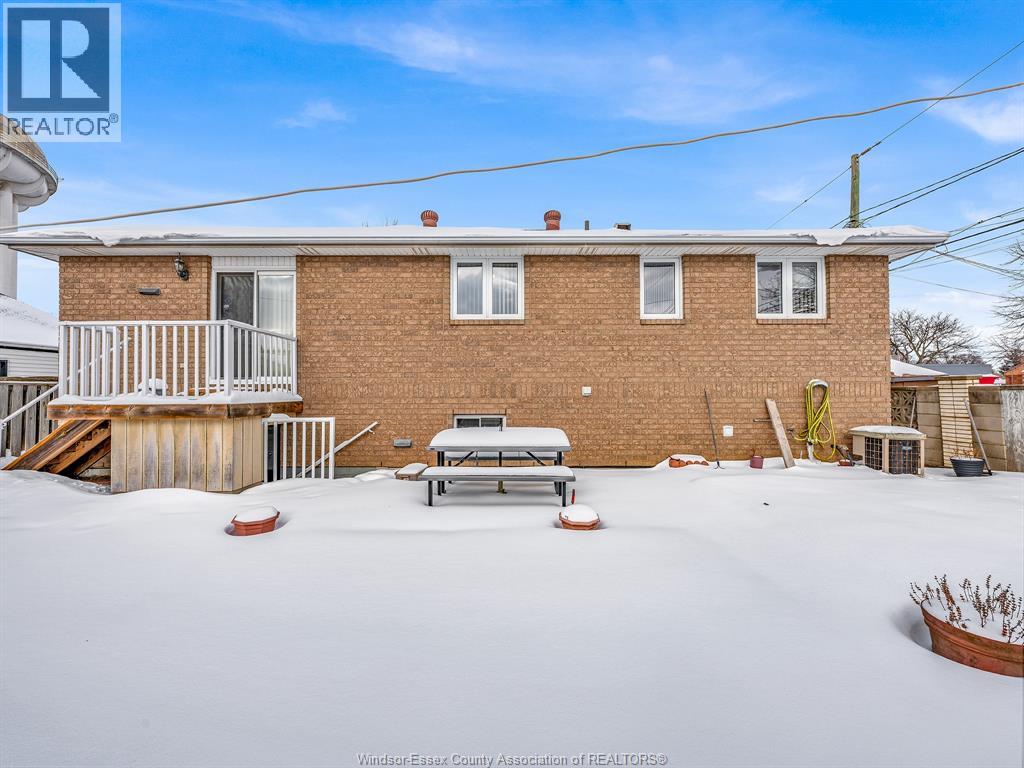 1155 Hanna Street East, Windsor, Ontario  N8X 5B9 - Photo 10 - 26002165