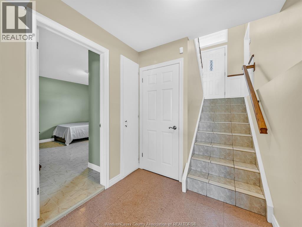 1155 Hanna Street East, Windsor, Ontario  N8X 5B9 - Photo 35 - 26002165