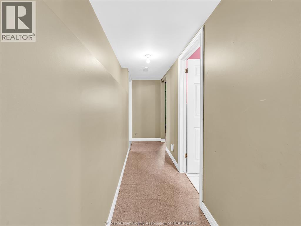 1155 Hanna Street East, Windsor, Ontario  N8X 5B9 - Photo 37 - 26002165