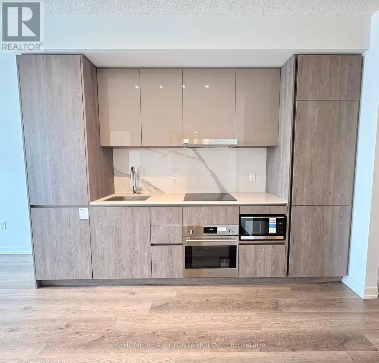 5210 - 8 Interchange Way, Vaughan, Ontario  L4K 5Z7 - Photo 8 - N12739536