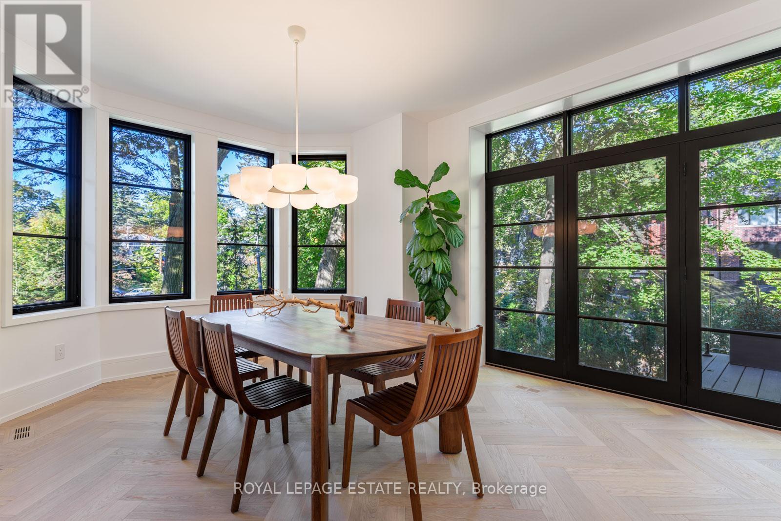 8 Crown Park Road, Toronto, Ontario  M4E 1J9 - Photo 15 - E12663188